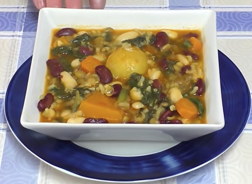 Magra de cerdo con calabacin con olleta de verduras y legumbres.